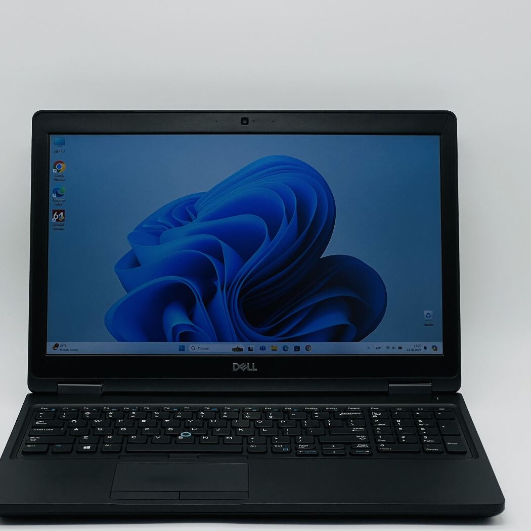 Ноутбук Dell Latitude 5590, i5-8250U, 16 GB, 250 GB, Intel UHD 620, 1920x1080, IPS [SH2408905] БУ
